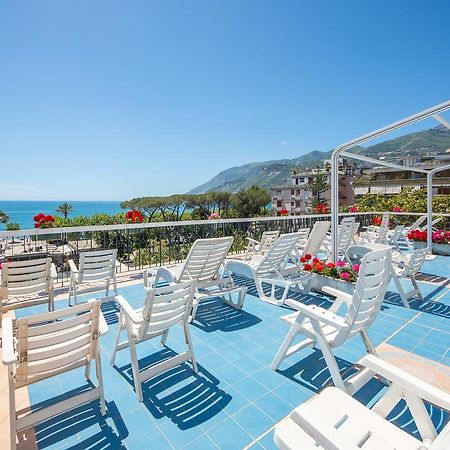 La Residenza Aparthotel Maiori Luaran gambar