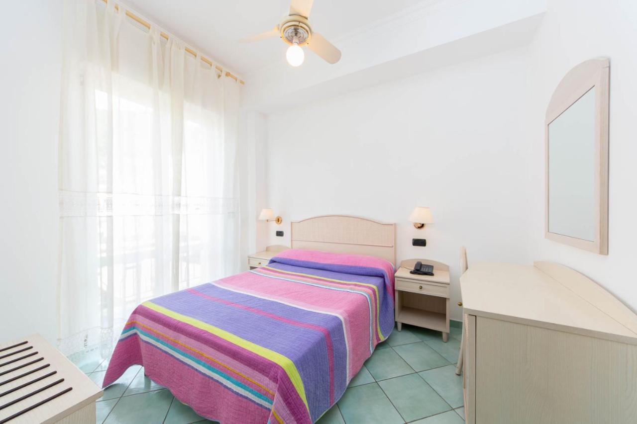 La Residenza Aparthotel Maiori Luaran gambar