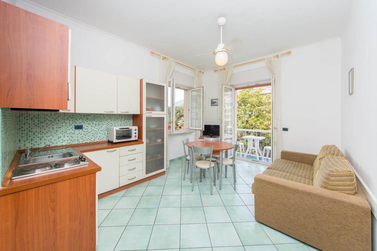La Residenza Aparthotel Maiori Luaran gambar