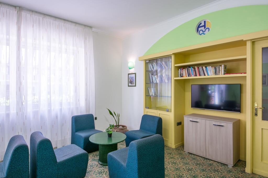 La Residenza Aparthotel Maiori Luaran gambar