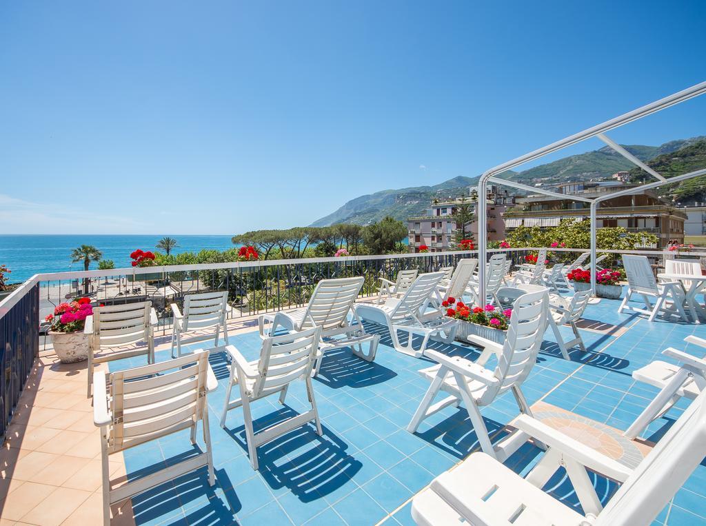 La Residenza Aparthotel Maiori Luaran gambar