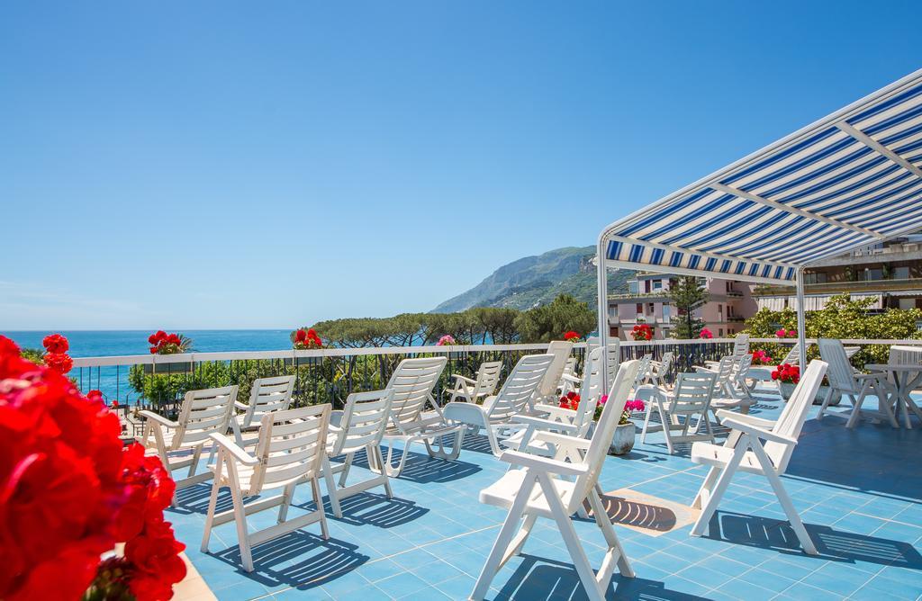La Residenza Aparthotel Maiori Luaran gambar