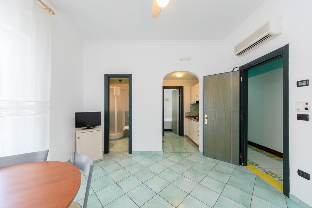 La Residenza Aparthotel Maiori Luaran gambar