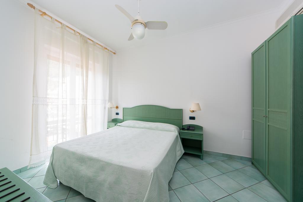 La Residenza Aparthotel Maiori Luaran gambar