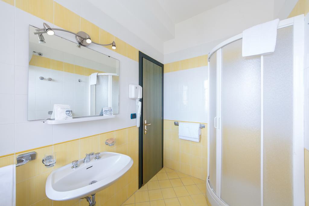 La Residenza Aparthotel Maiori Luaran gambar