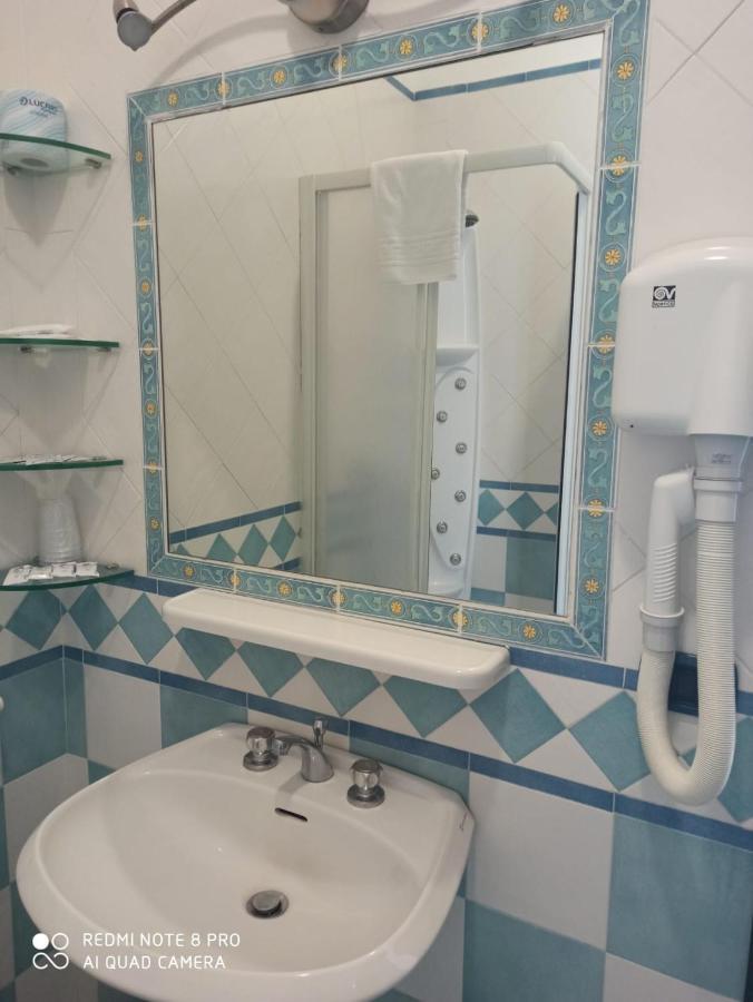 La Residenza Aparthotel Maiori Luaran gambar